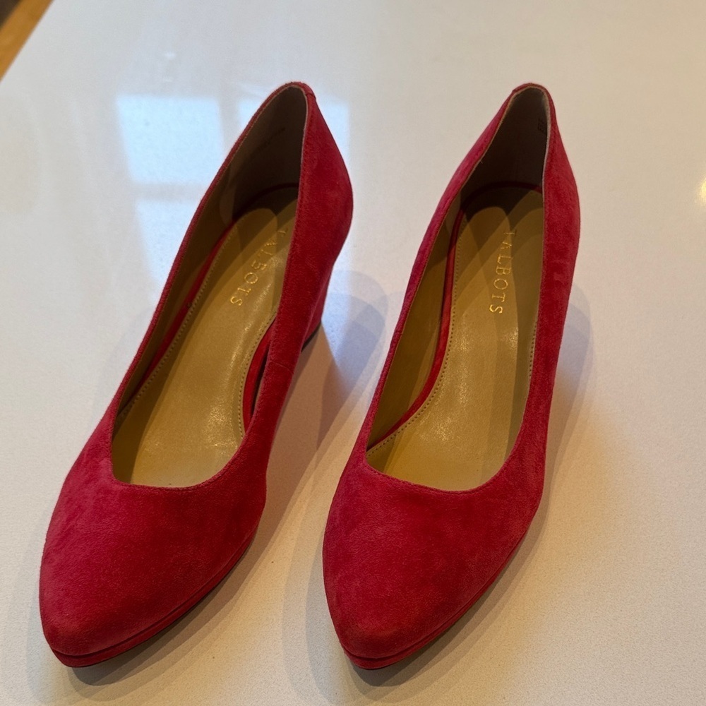 Talbots Lacey Platform Suede Wedge Heels, Red, Size 9.5 - Picture 2 of 8